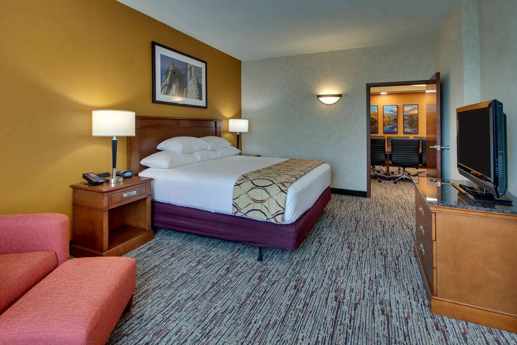 Drury Inn & Suites Findlay Room photo